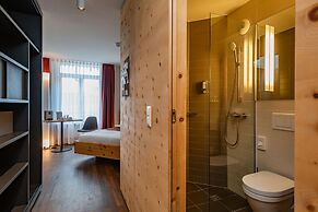 Hotel Schweizerhof Sils Maria, a Faern Collection Hotel