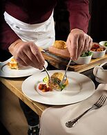 Hotel Schweizerhof Sils Maria, a Faern Collection Hotel