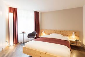 Hotel Schweizerhof Sils Maria, a Faern Collection Hotel
