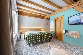 Hotel Schweizerhof Sils Maria, a Faern Collection Hotel