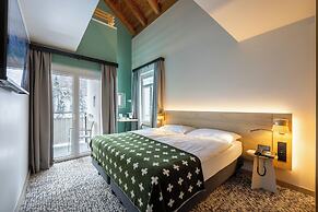 Hotel Schweizerhof Sils Maria, a Faern Collection Hotel