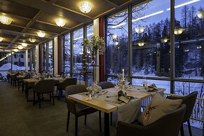 Hotel Schweizerhof Sils Maria, a Faern Collection Hotel