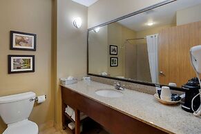 Comfort Suites Anchorage International Airport