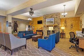 Comfort Suites Anchorage International Airport