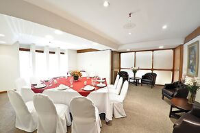 Continental Porto Alegre by Samba