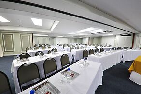 Continental Porto Alegre by Samba