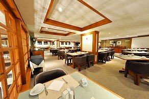 Continental Porto Alegre by Samba