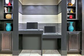 La Quinta Inn & Suites by Wyndham Tulsa Airpt / Expo Square