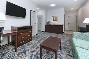 La Quinta Inn & Suites by Wyndham Tulsa Airpt / Expo Square