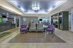 La Quinta Inn & Suites by Wyndham Tulsa Airpt / Expo Square