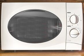 OYO Hotel Jewett TX Southwest, I-45