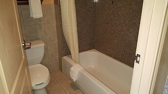 Budgetel Inn & Suites