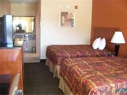 Budgetel Inn & Suites