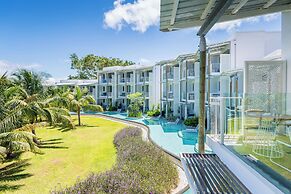Victoria Beachcomber Resort & Spa