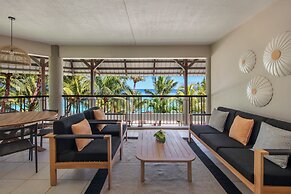 Victoria Beachcomber Resort & Spa