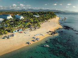Victoria Beachcomber Resort & Spa