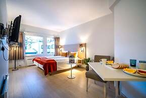 Enter City Apartment Hotel