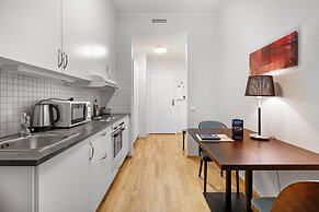 Enter City Apartment Hotel