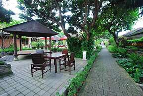 Yulia Beach Inn Kuta