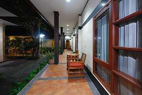 Yulia Beach Inn Kuta