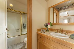 The Inn & Spa at Intercourse Village