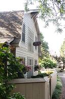 The Inn & Spa at Intercourse Village