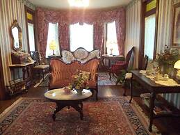 The Inn & Spa at Intercourse Village