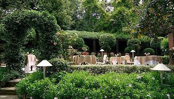 Moulin De Mougins