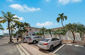 Hollywood Beach Hotels