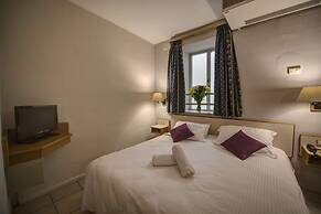 Sliema Chalet Hotel