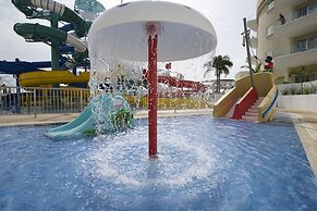 Sunrise Oasis Hotel & Waterpark