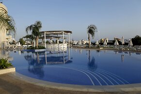 Sunrise Oasis Hotel & Waterpark