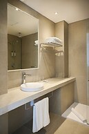 Sunrise Oasis Hotel & Waterpark