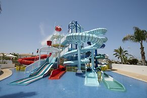 Sunrise Oasis Hotel & Waterpark