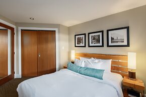 Cox Bay Beach Resort