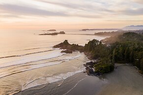 Cox Bay Beach Resort