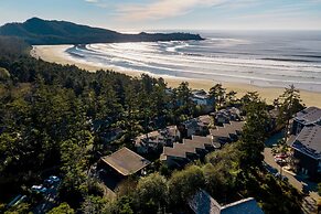 Cox Bay Beach Resort