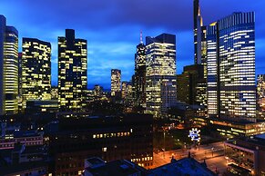 Adina Apartment Hotel Frankfurt Neue Oper