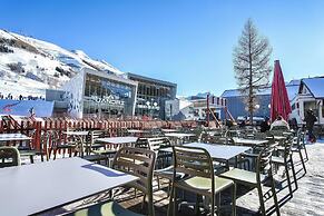 Hôtel Les 2 Alpes L'Orée Des Pistes