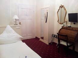 Hotel Weisses Haus