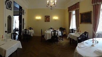 Hotel Weisses Haus
