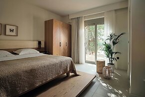 Domes of Elounda, Autograph Collection