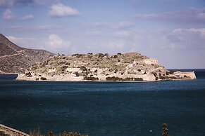 Domes of Elounda, Autograph Collection
