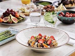 Domes of Elounda, Autograph Collection