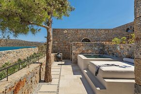 Domes of Elounda, Autograph Collection