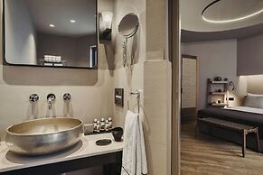 Domes of Elounda, Autograph Collection