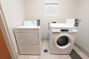 Holiday Inn Express Hotel & Suites East Lansing by IHG