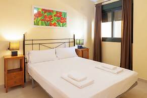 Apartamentos Playamarina