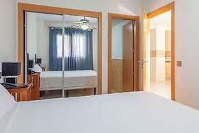 Apartamentos Playamarina