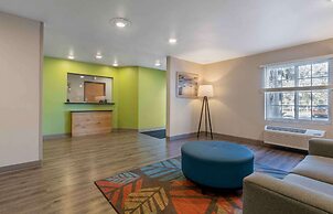 Extended Stay America Select Suites - Orlando - South